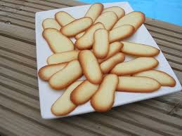 Langues De Chat Dans La Cuisine De Corinne Langue De Chat Langues De Chat Recette Cuisine