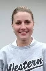 Courtney Renfro's Instagram, Twitter & Facebook