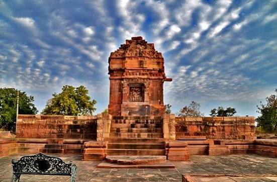 g katyan misra on X: "Magic of Deogarh Dashavatara Temple, Lalitpur UP 5th century A.D, commissioned by Budhagupta (c. 476-496A.D) is enhanced in this photo its ancient-most surviving temple by Indrajit Bandyopadhyay
