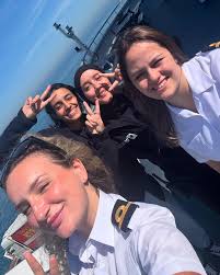 Scarlett Barnett-Smith (@captainscarlettb) • Instagram photos and videos