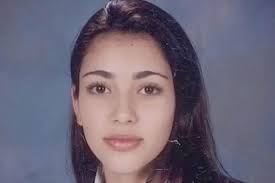 Kim and kanye's youngest daughter, chicago, was born on 15th january 2018 and is the one of he has two younger siblings, penelope and reign, and is cousins with all the other kardashian offspring. Kim Kardashian West Joked About Her Eyebrow Mishaps