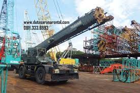 Kami menjalankan bisnis persewaan alat berat sejak 1994. Sewa Crane Pasuruan Sidoarjo Mojokerto Indoproyek