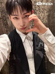 Collecting Heeseung photo's🫰🔥