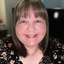 Dawn Stead's Instagram, Twitter & Facebook