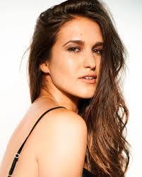 Abigail Parr's Instagram, Twitter & Facebook