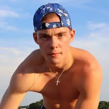 LaShay Griffin (@Shay_Ann)