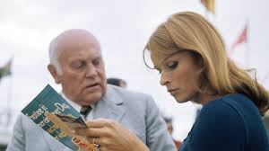 Passend dazu erzählt sie im interview von polterabend, hochzeitstag und anderen lebensentscheidungen. Schauspielerin Senta Berger Hinter Jeder Abtreibung Steckt Auch Ein Mann Und Ich Mochte Dass Sich Diese Manner Solidarisieren Zundfunk Bayern 2 Radio Br De