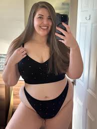 𝓐𝓶𝓫𝓮𝓻 𝓵𝓸𝓾𝓲𝓼𝓮 💋 (@amber_honeybunn) • Threads, Say more