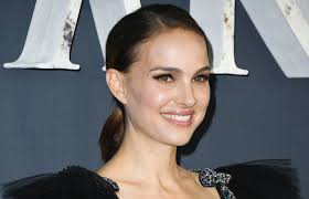 Natalie portman (born natalie hershlag, hebrew: Natalie Portman Pens Statement About Why She Declined Israel S Genesis Prize I Must Stand Up Against Violence