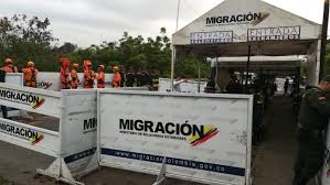 Migración colombia expulsa a sargento del ejército bolivariano de venezuela. Crisis En Frontera Con Venezuela Vallas De Migracion Colombia Fueron Instaladas Por Autoridades En Venezuela Fotogaleria Cucuta Caracol Radio