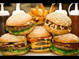 Découvrez une nouvelle gamme de burgers maison aux recettes créatives et gourmandes, concoctées avec amour par. Le Meilleur Hamburger Du Monde Youtube