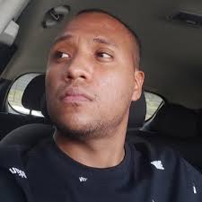 Héctor Cruz (@hectoralexis_cl)