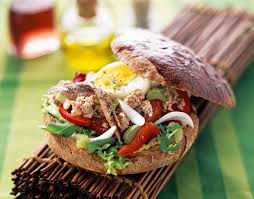 Comment Realiser Le Vrai Pan Bagnat Pan Bagnat Alimentation Recette Facile
