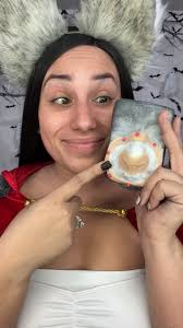 🐺🎃 Me transformo en lobita 😱 Transforming into a wolf! 🐺🎃 Using  www.aiabeautybundle.com American Influencer Beauty Bundle & ColourPop code  Candylover89 !