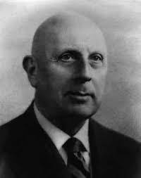 Armando Dillon's Instagram, Twitter & Facebook