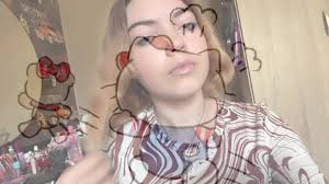 tout a l heure je FT un live insta ajouter moi c est : Emma lusson