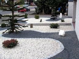 47 Fantastic White Stone Landscaping Ideas To Transform Your Yard Front Garden Design Landscaping With Rocks Stone Landscaping