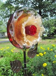 Yard Art Glass Garden Flower Upcycled Glass Art Vintage Glass Flowers Garden Decor Garden Gifts Suncatchers Repurposed Glass Flower Glass Garden Flowers Glass Garden Art Glass Plate Flowers