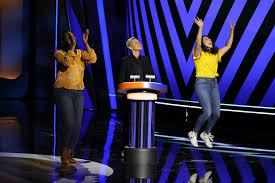 Ellens game app is a game in which you can enter the world of game of games, where you can play fun trivia games against real players, just like the games on ellen's tv show game of games. Ellen S Game Of Games Sneak Peek Would You Bet On Your Sibling On National Tv Tv Fanatic
