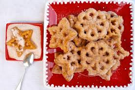 Topped with cinnamon and sugar, this traditional dessert is a must have during the holidays. Bunuelos De Viento Mexican Fritters Presley S Pantry
