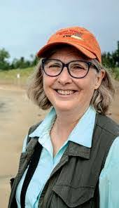 Jeanette Roe's Instagram, Twitter & Facebook