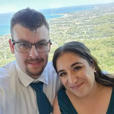 Is it common for worker darts to fly apart after the first shot and how to  secure the heads better?