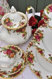 Vintage Royal Albert Old Country Roses Tea Set Tea Cups China Tea Rose Tea