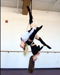 Lovely Lyra Partner Pose Ideas For Choreography At Kama Fitness Aerial Yoga Girl Aerial Dance Aerial Hoop Aerial Hoop Moves