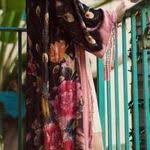 I Spoke With A Lady Today Who Was Raised In New Mexico She Remembers As A Child The Navajo Women Who Would Come Into To Velvet Clothes Velvet Tunic Clothes