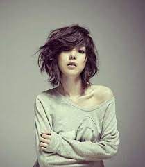 10 layered bob hairstyles for thick hair 1 messy layered bob hairstyle for nice hair 2 long layered blonde bob hairstyle for thick hair 3 straight layered bob hairstyle for thick straight hair 4 short shaggy layered bob hairstyle for thick hair 5 highlighted medium bob hairstyle for thick hair. Layered Bobs For Thick Wavy Hair Novocom Top