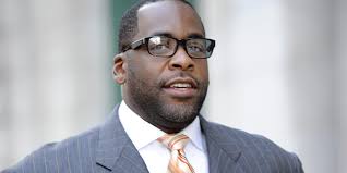 Contractor says he paid ex-Detroit mayor for work