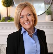 Kristen Elder's Instagram, Twitter & Facebook