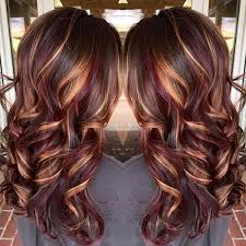 Although the dark brown shades are very noticeable, they look very much like black when viewed from a distance. 58 Of The Most Stunning Highlights For Brown Hair