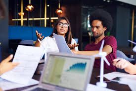 Gayrimenkul değerleme uzmanlığı ile tanışma hikayemi, nasıl uzmanlık lisansımı aldığımı kısaca anlatmaya çalıştım. Gayrimenkul Degerleme Uzmani Nasil Olunur Ne Kadar Kazanirlar Gayrimenkuleks