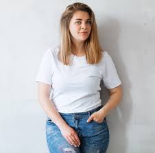 There is nothing better than having a group of moms that can share advice, tips, worries and triumphs. 7 Best Mom Jeans For Big Thighs How To Wear Them Mycasualstyle