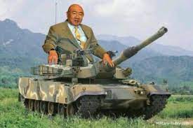 같은 해 12월 체포된 상태로 압송돼 구속영장이 청구된 전두환 전 대통령 역시 5시간 8분 만에 구속되는 신세가 됐습니다. ì „ë'í™˜ íƒ±í¬íƒ' Jpg ì§¤ë°© ì´ì „ìžë£Œ5 ì¼ë² ì €ìž¥ì†Œ