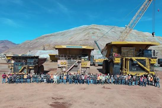 Go big or go bigger. 🚚✨ The biggest haul trucks Morenci has ever seen officially are on the move. These ultra‑class haul trucks can carry up to 410 tons per load, about