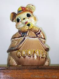 The Antique Cookie Jar Collection Each cookie jar is fitted with a small magnet enabling you to adapt the look of it with anyone of our 1.5 ceramic motifs.