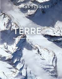 A son retour au sol, thomas pesquet est devenu l'ambassadeur de cette terre à travers de nombreuses photos. Terre S Depuis L Espace La Planete S Offre En Spectacle Amazon De Pesquet Thomas Fremdsprachige Bucher