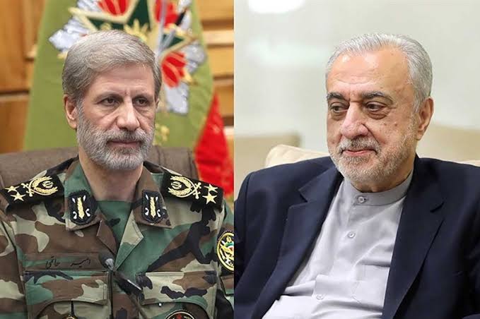 حاتمی: ارتش آماده همکاری با وزارت دفاع برای ارتقای توان دفاعی است - تسنیم