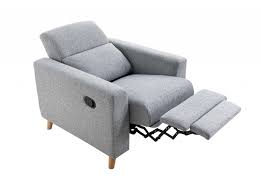 De nombreuses formes différentes de fauteuils ont été fabriqués sous louis xv comme la bergère, la duchesse et le cabriolet. Fauteuil De Relaxation Bertie Style Scandinave