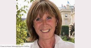 Au mois de février dernier, cette dernière avait interpellé olivier véran au sujet de la stratégie vaccinale du gouvernement français durant la crise sanitaire. Les Accusations De Harcelement S Accumulent Contre La Deputee Lrem Florence Granjus Capital Fr