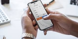 Rivals stash, betterment and acorns also make it easy for you to play the market, no matter how little experience — or cash — you have at your disposal. M1 Finance Vs Robinhood Best Free Investing App 2021 Money Buffalo