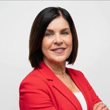 Kori Hanson's Instagram, Twitter & Facebook