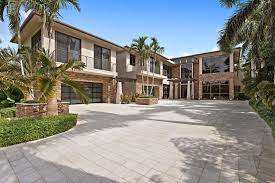 Louis oosthuizen's house (google maps). Mcilroy S Former Florida Bachelor Pad Up For Sale Irish Golfer