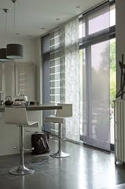 Panneaux Japonais Nos Idees Deco Pour Votre Interieur Panneau Japonais Store Japonais Rideau Baie Vitree