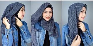 Pastikan kamu membaca dengan teliti berbagai detail produk sebelum melakukan pembayaran agar tidak terjadi kesalahan pembelian. 6 Cara Memakai Kerudung Pashmina Untuk Pemula Simpel Dan Tampak Anggun Merdeka Com