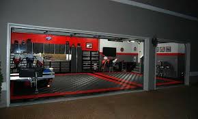 Retro Garage Decor Garage By Design Cool Garage Man Cave Ideas 20190115 Piso De Garaje Garaje De Lujo Diseno De Garaje
