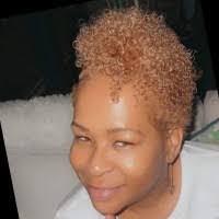 Renee Meade's Instagram, Twitter & Facebook