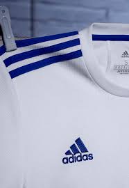 Check out our leeds united kit selection for the very best in unique or custom, handmade pieces from our shops. Leeds United Unveil Their 20 21 Home Shirt From Adidas Soccerbible